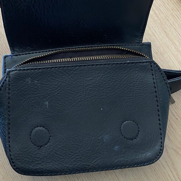 Matt & Nat Park Black Bum Bag - Picture 8 of 8